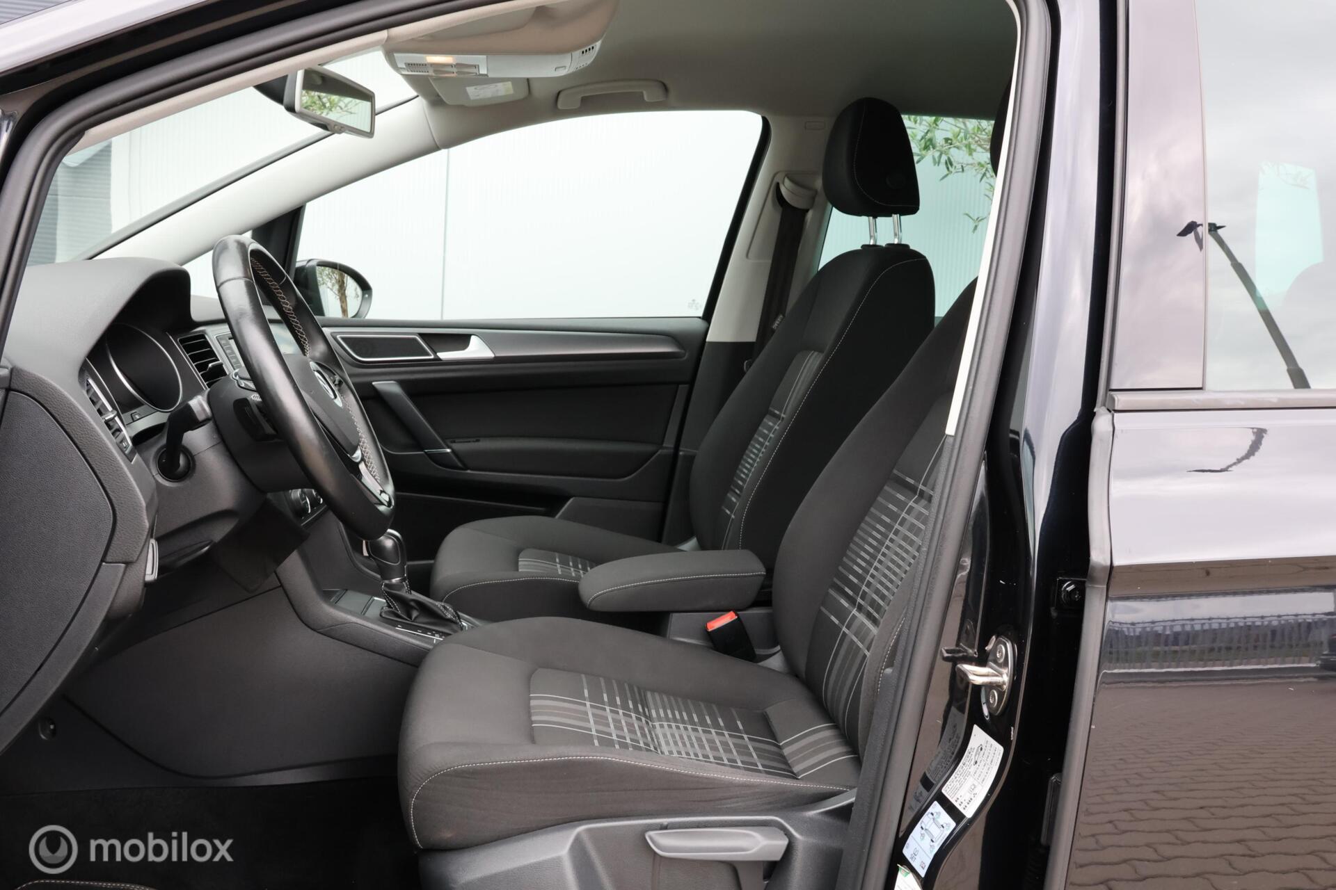 Foto van Volkswagen Golf Sportsvan