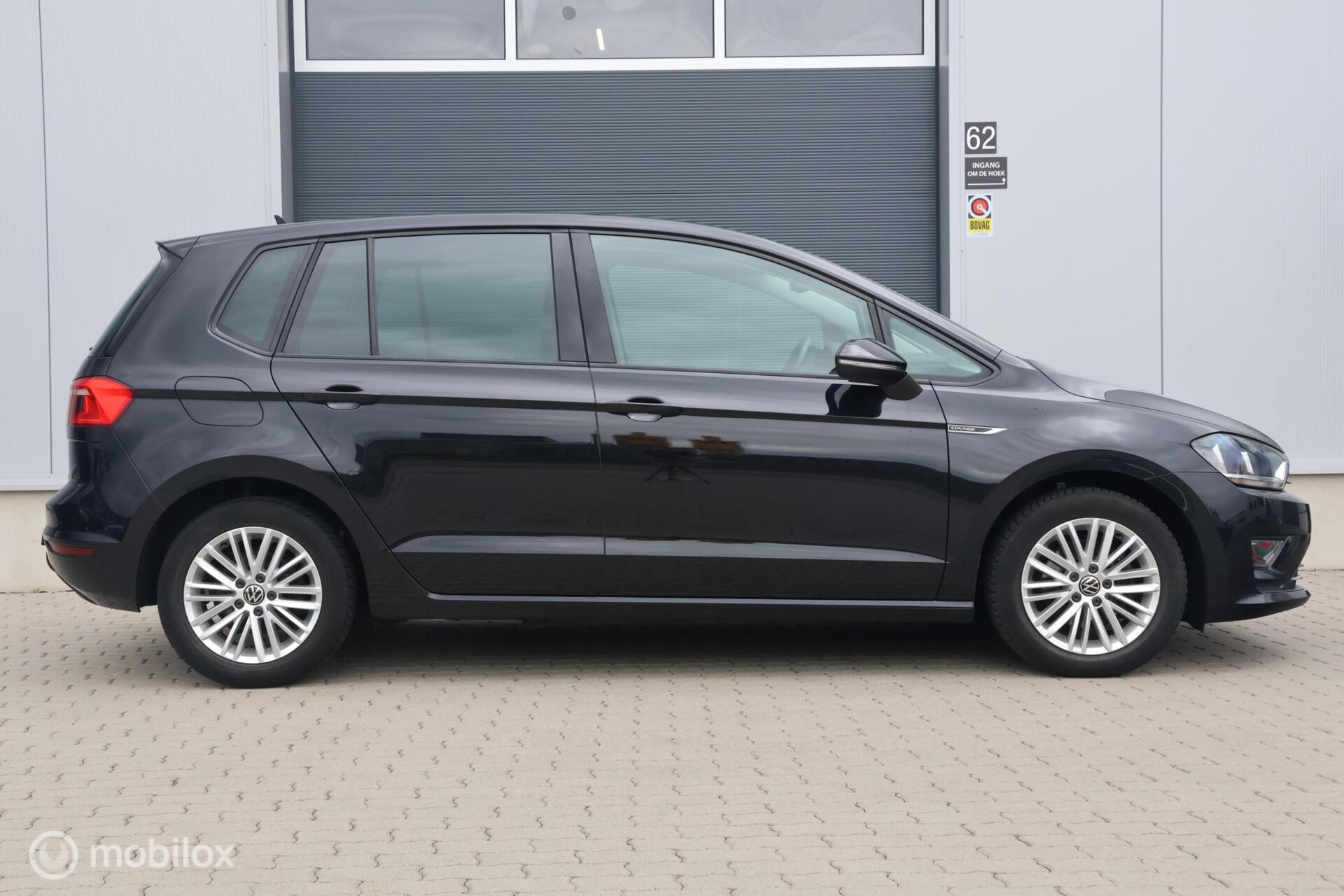 Foto van Volkswagen Golf Sportsvan