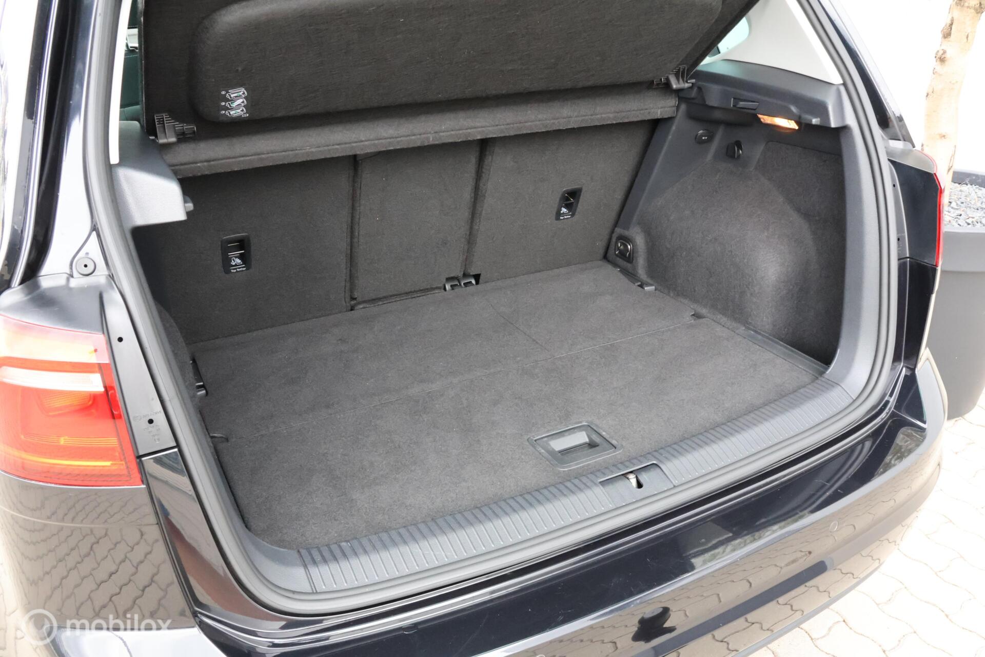 Foto van Volkswagen Golf Sportsvan