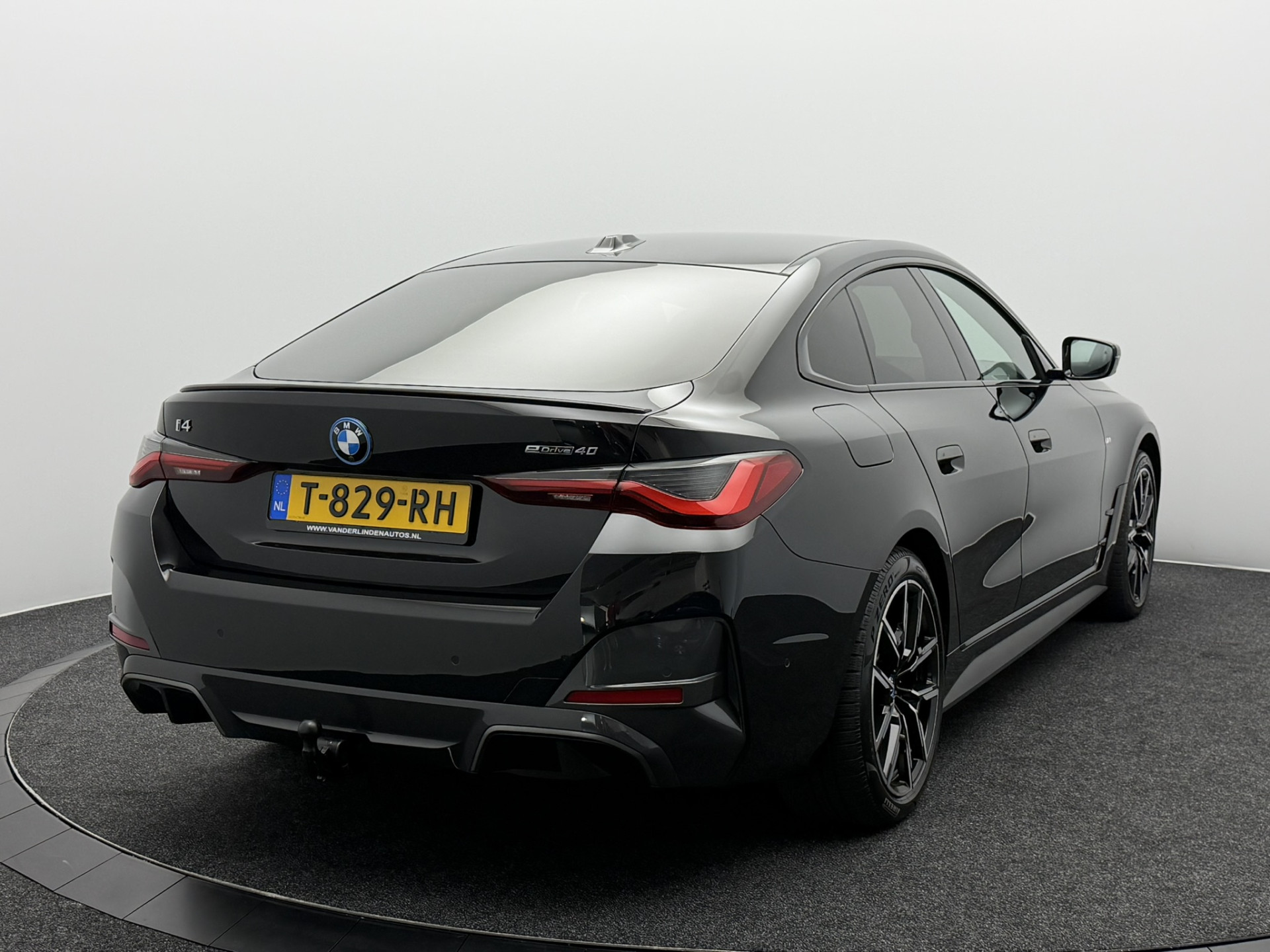 Foto van BMW I4 Edrive40