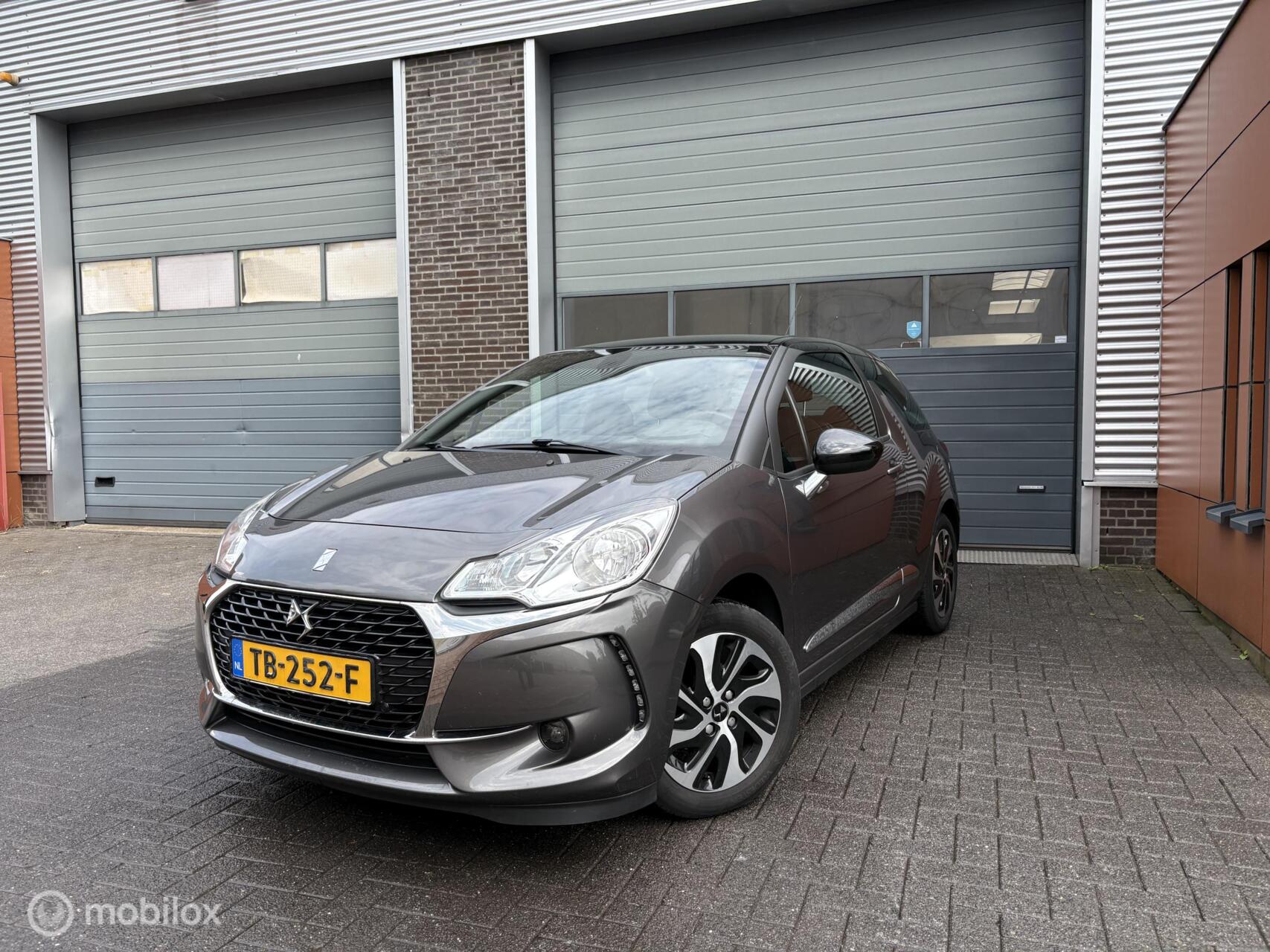 DS 3 1.2 PureTech So Chic 2018 - voorkant