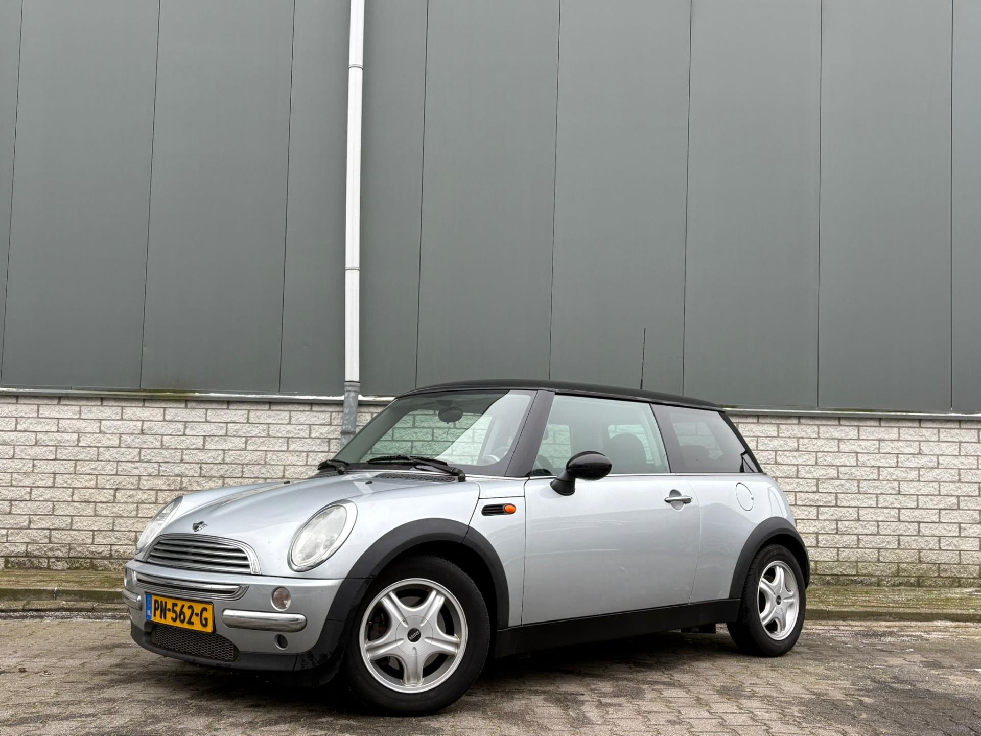 Mini Mini Cooper 1.6 Pepper-Half leer-Clima-Beurt-NWE APK 2002 - voorkant