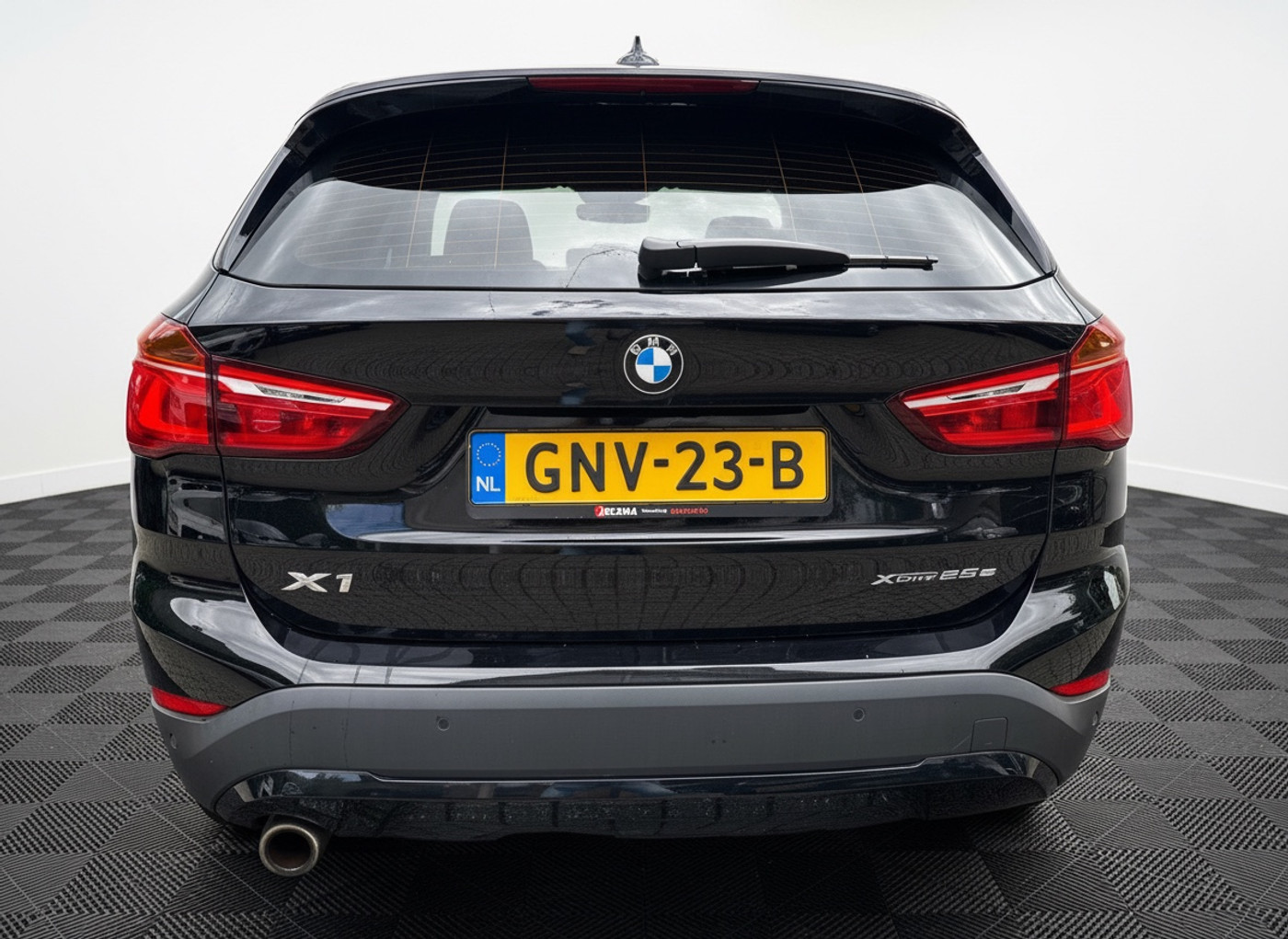 Foto van BMW X1 Xdrive25e
