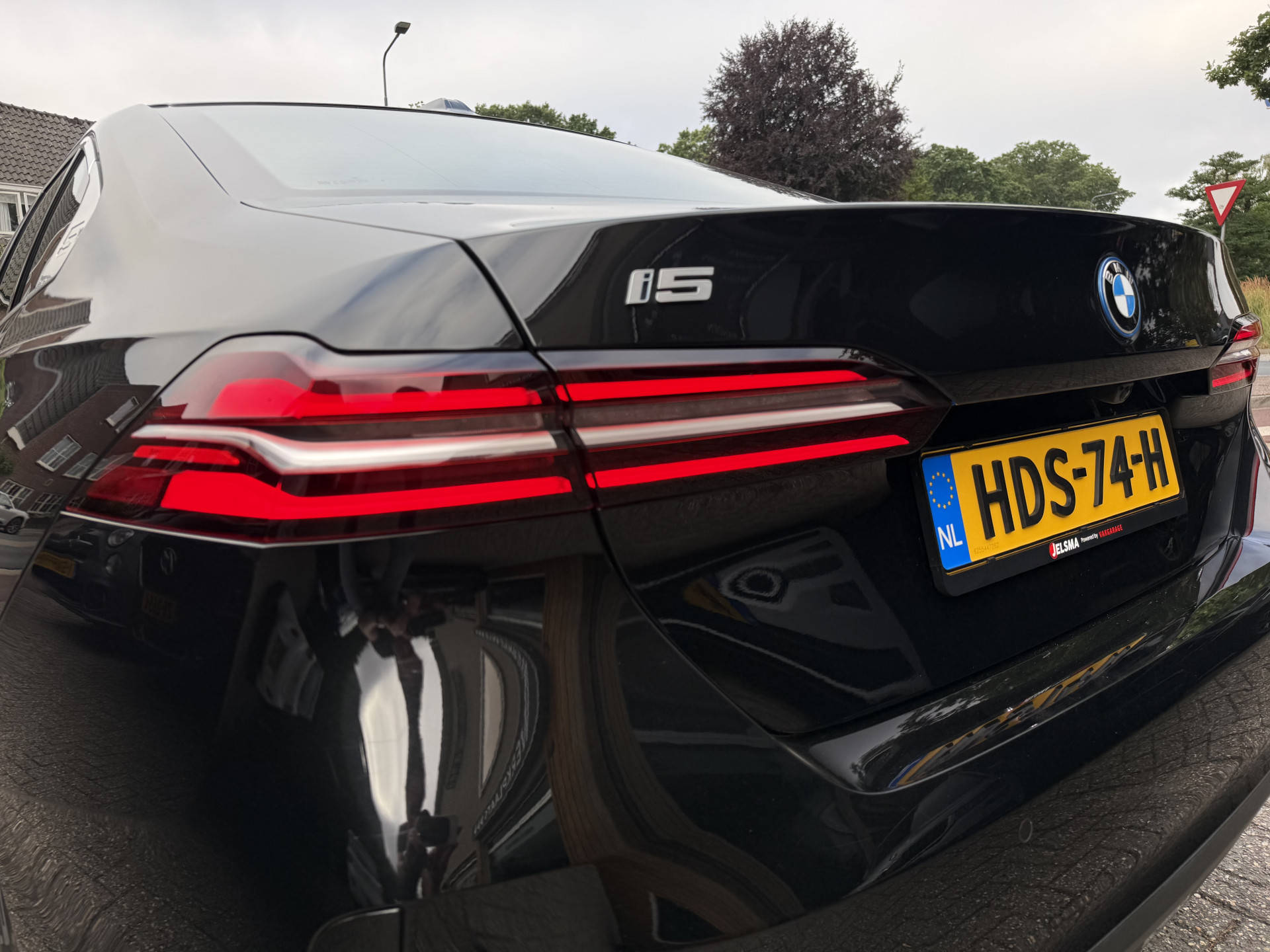 Foto van BMW I5 Edrive40