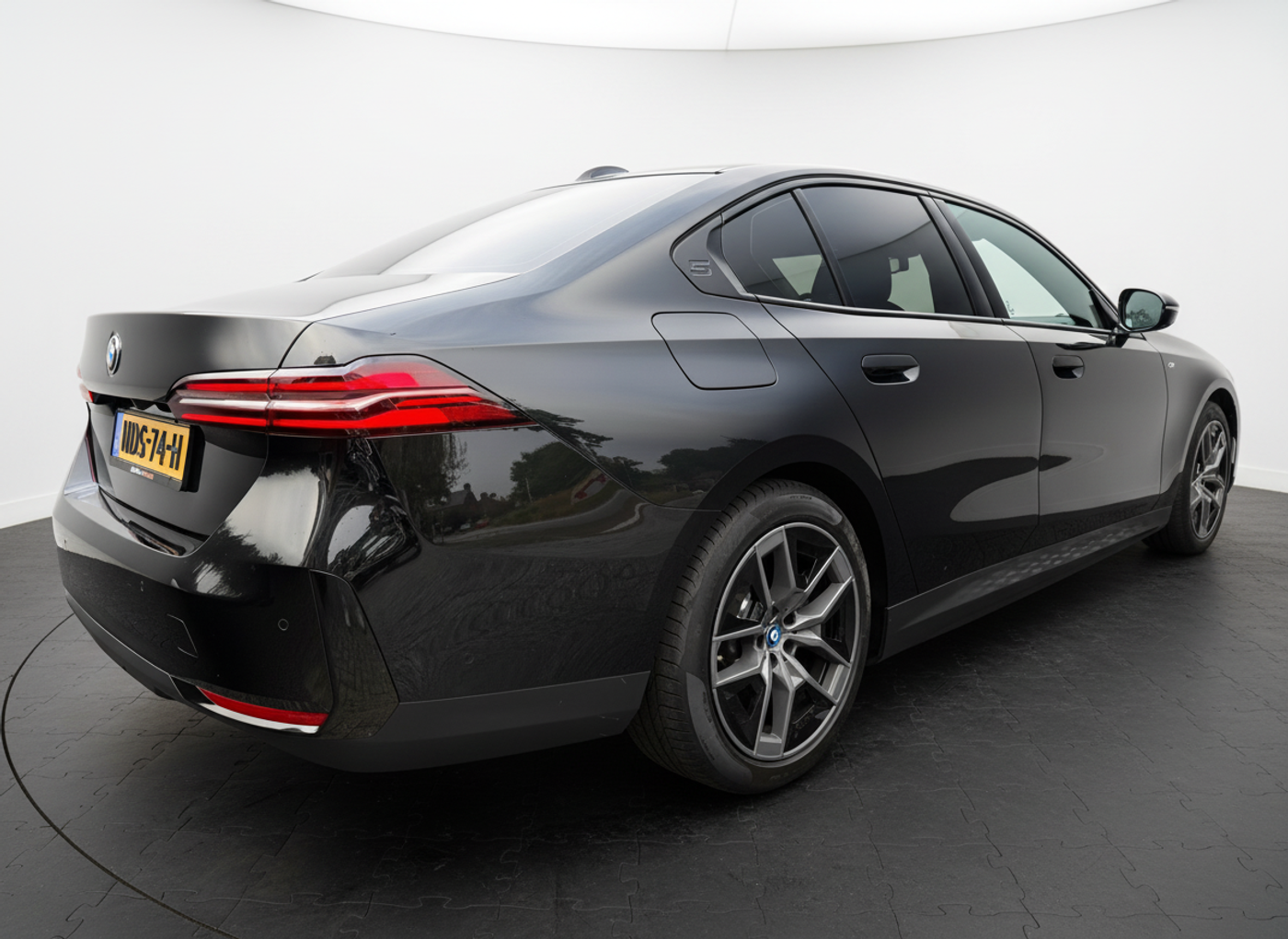 Foto van BMW I5 Edrive40