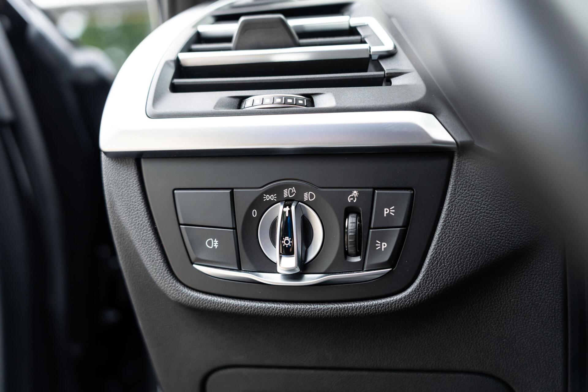 Foto van BMW X3 Xdrive30e