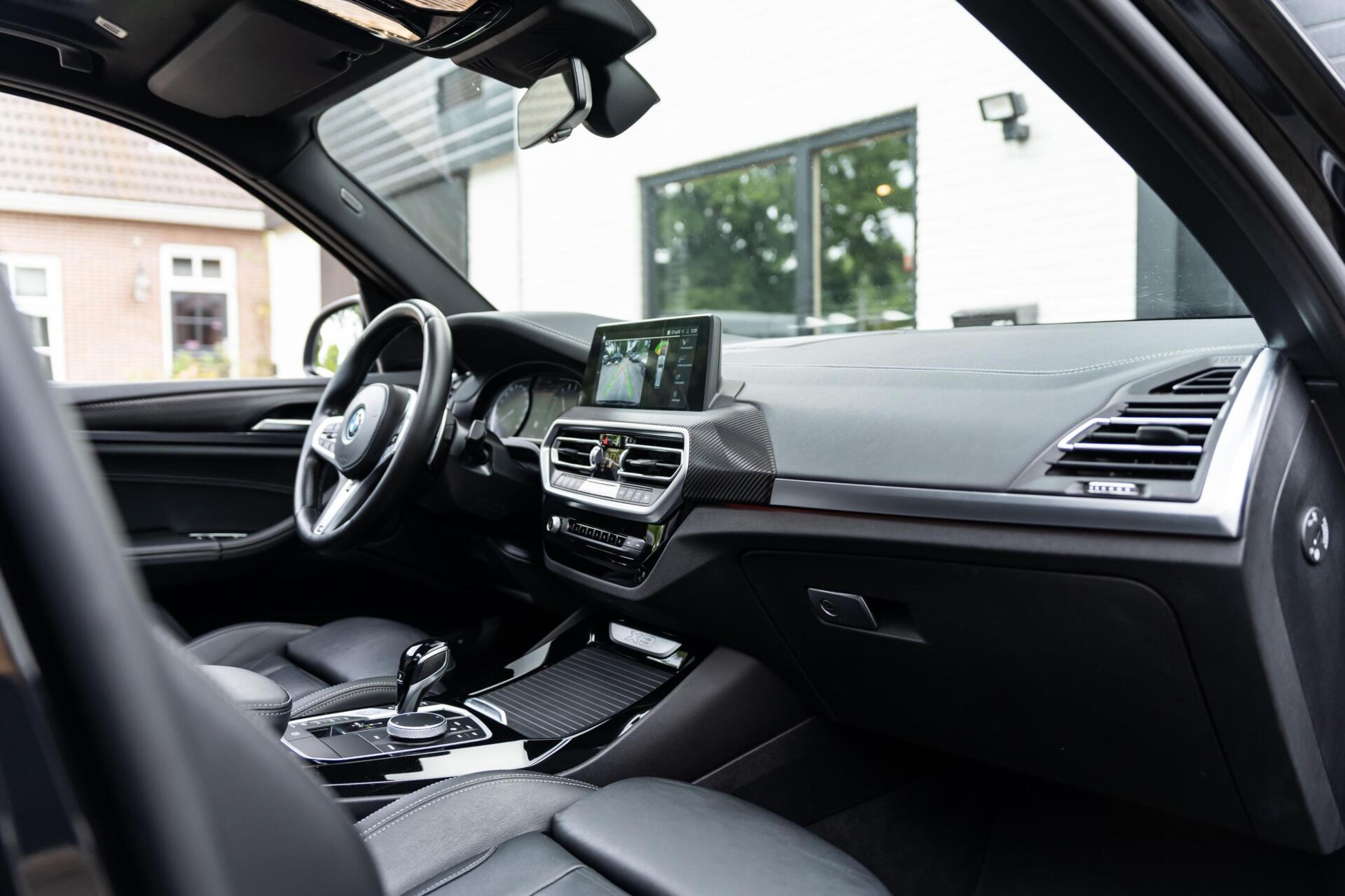 Foto van BMW X3 Xdrive30e