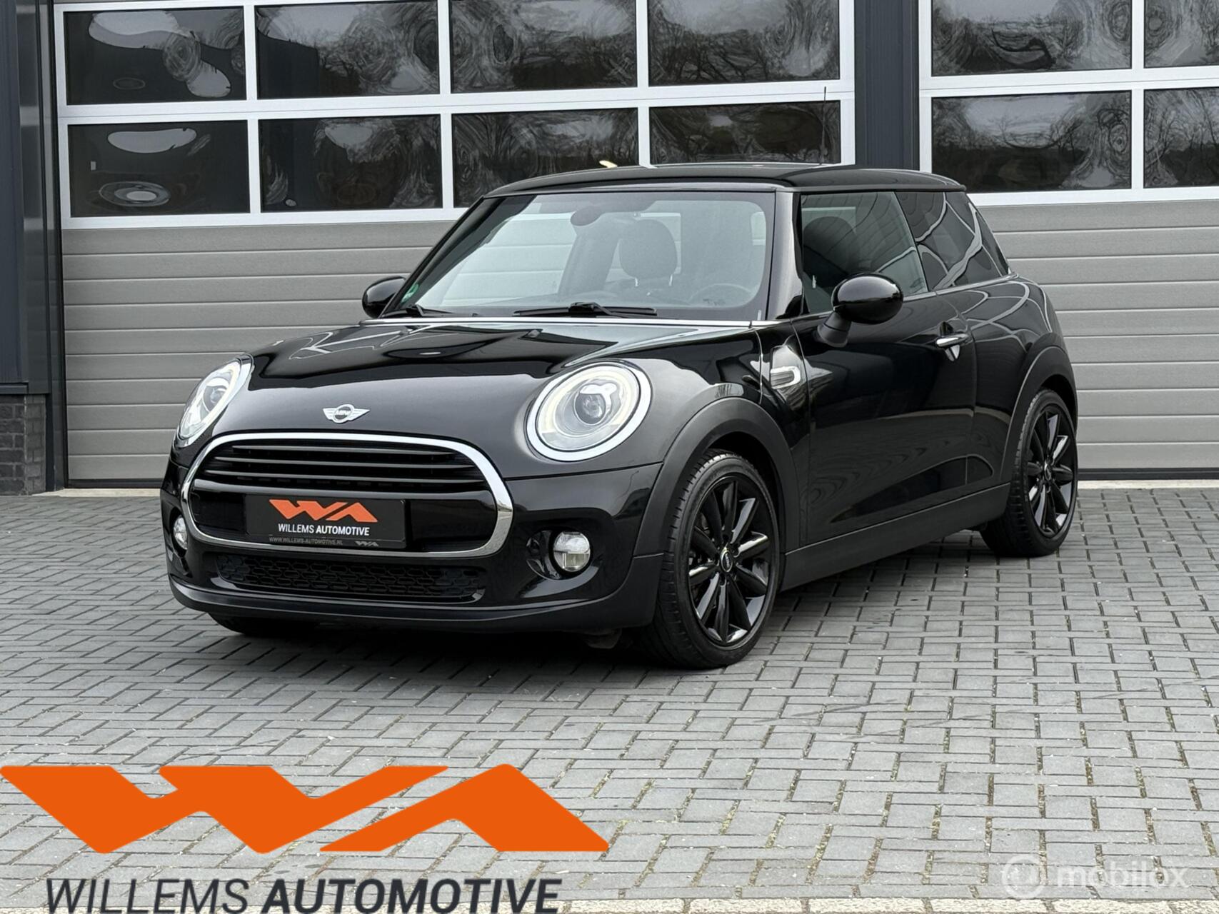 Mini Cooper 1.5 Cooper 2015 - voorkant