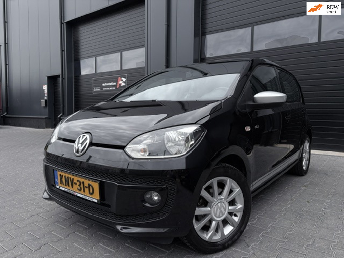 Volkswagen Up 1.0 CLUB UP|Stoel verw|Bluetooth|Navi|Airco|Nwe Koppeling|1e eig|Dealer onderhouden|LMV| 2015 - voorkant