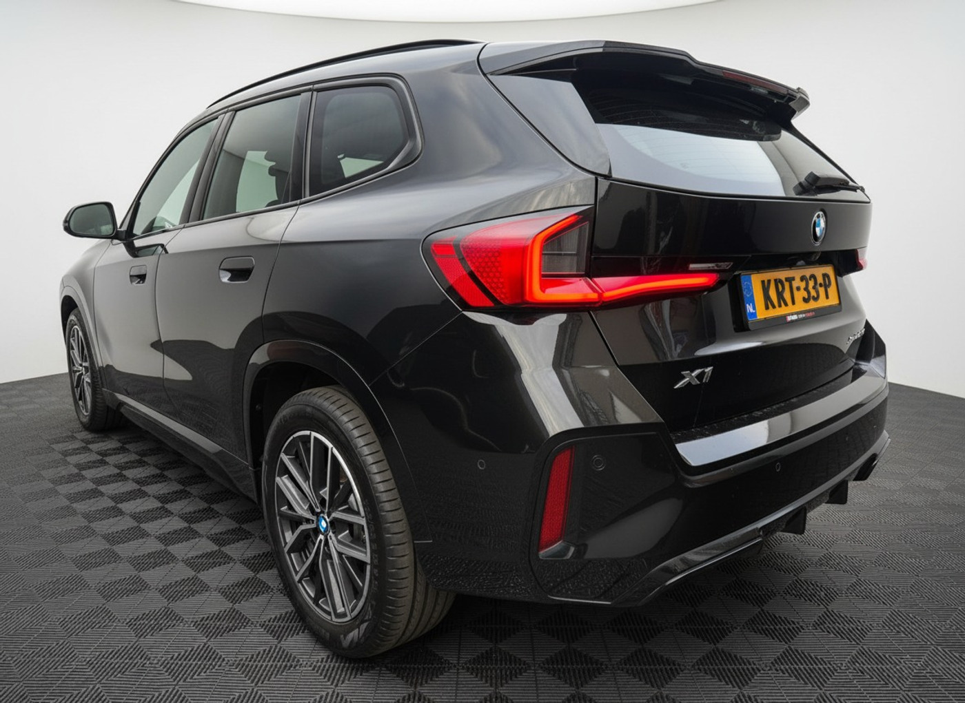 Foto van BMW X1 Xdrive25e