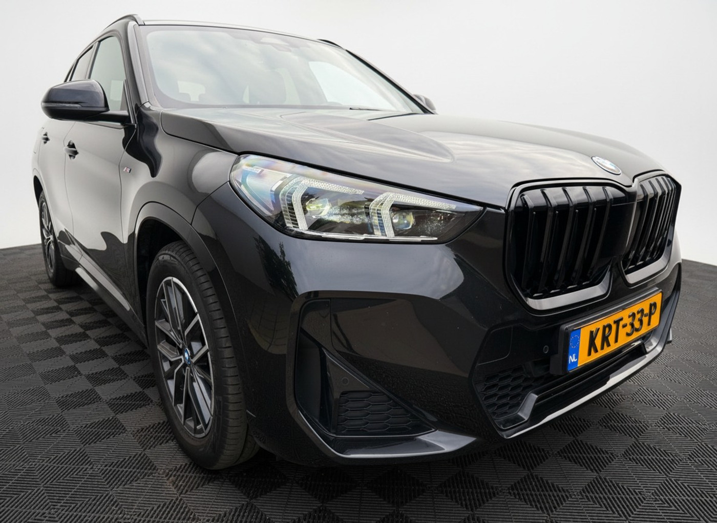 Foto van BMW X1 Xdrive25e