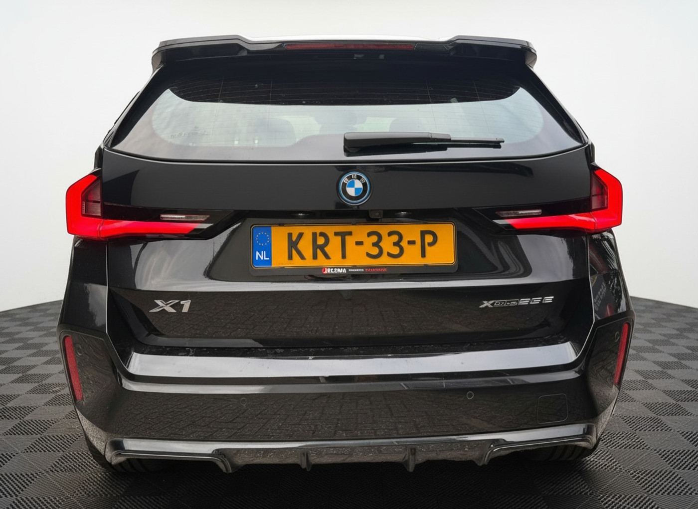 Foto van BMW X1 Xdrive25e
