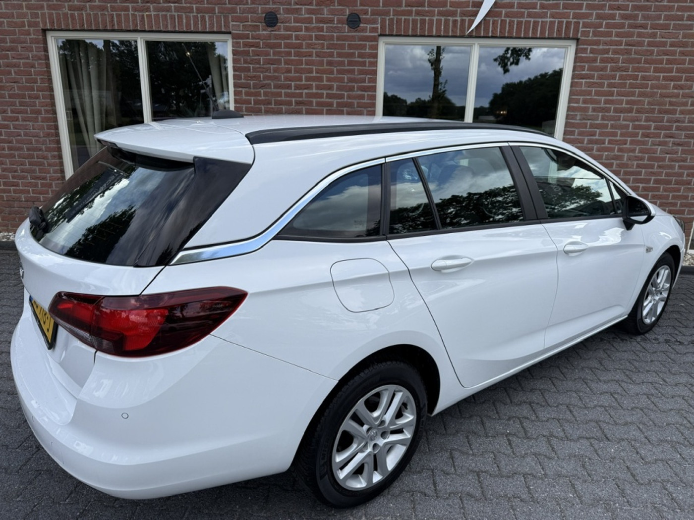 Foto van Opel Astra Sports Tourer