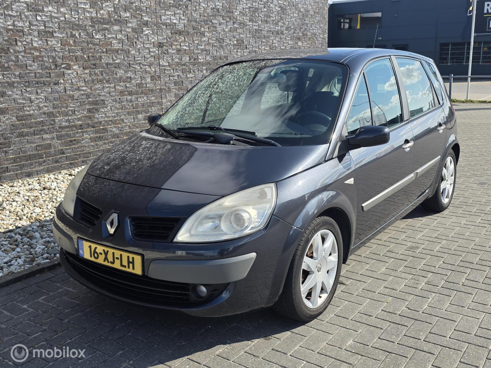 Renault Megane Scenic 2.0-16V Dynamique - Cruise - Airco - Trekhaak 2007 - voorkant