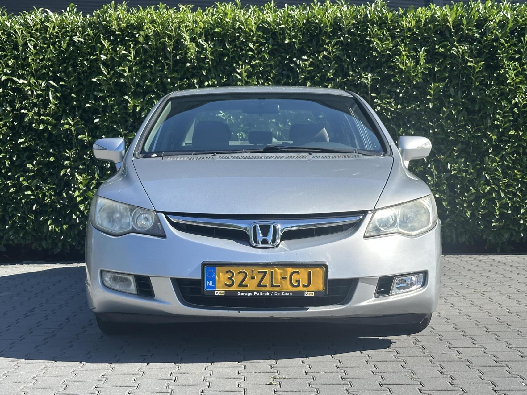 Foto van Honda Civic 4dr Hybrid