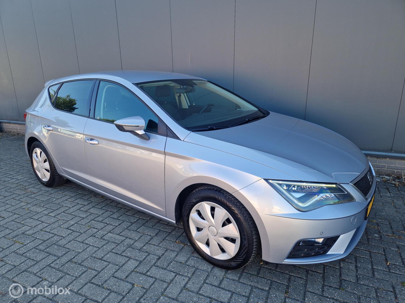 Seat Leon 1.0 EcoTSI Style Business Intense 2018 - voorkant