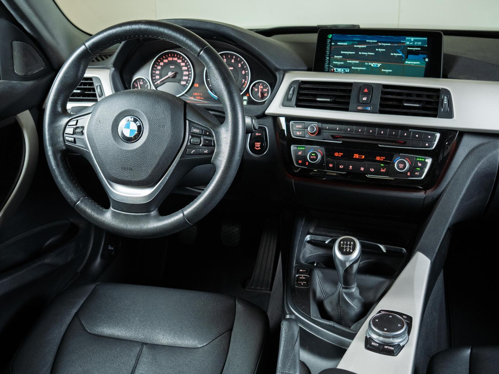 Foto van BMW 320i