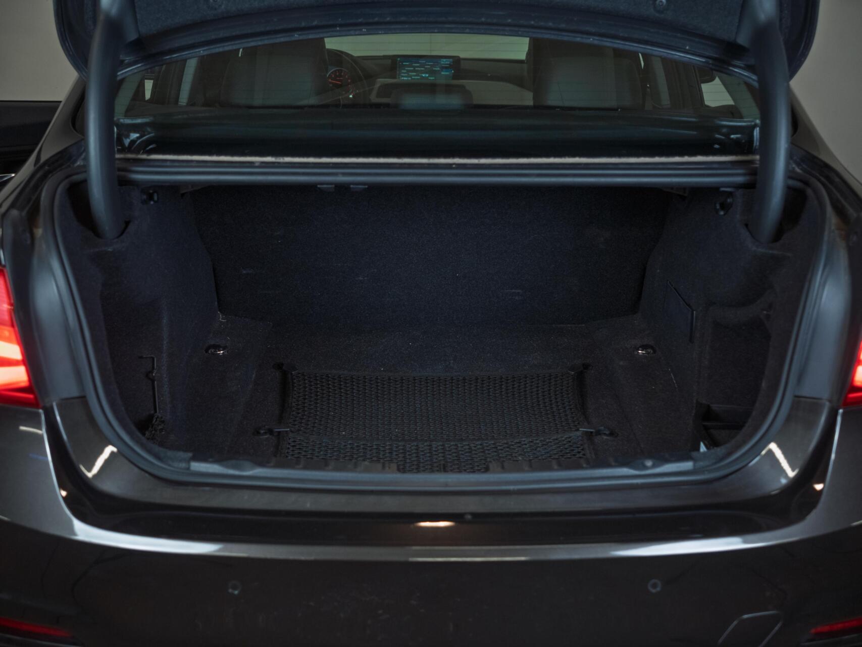 Foto van BMW 320i