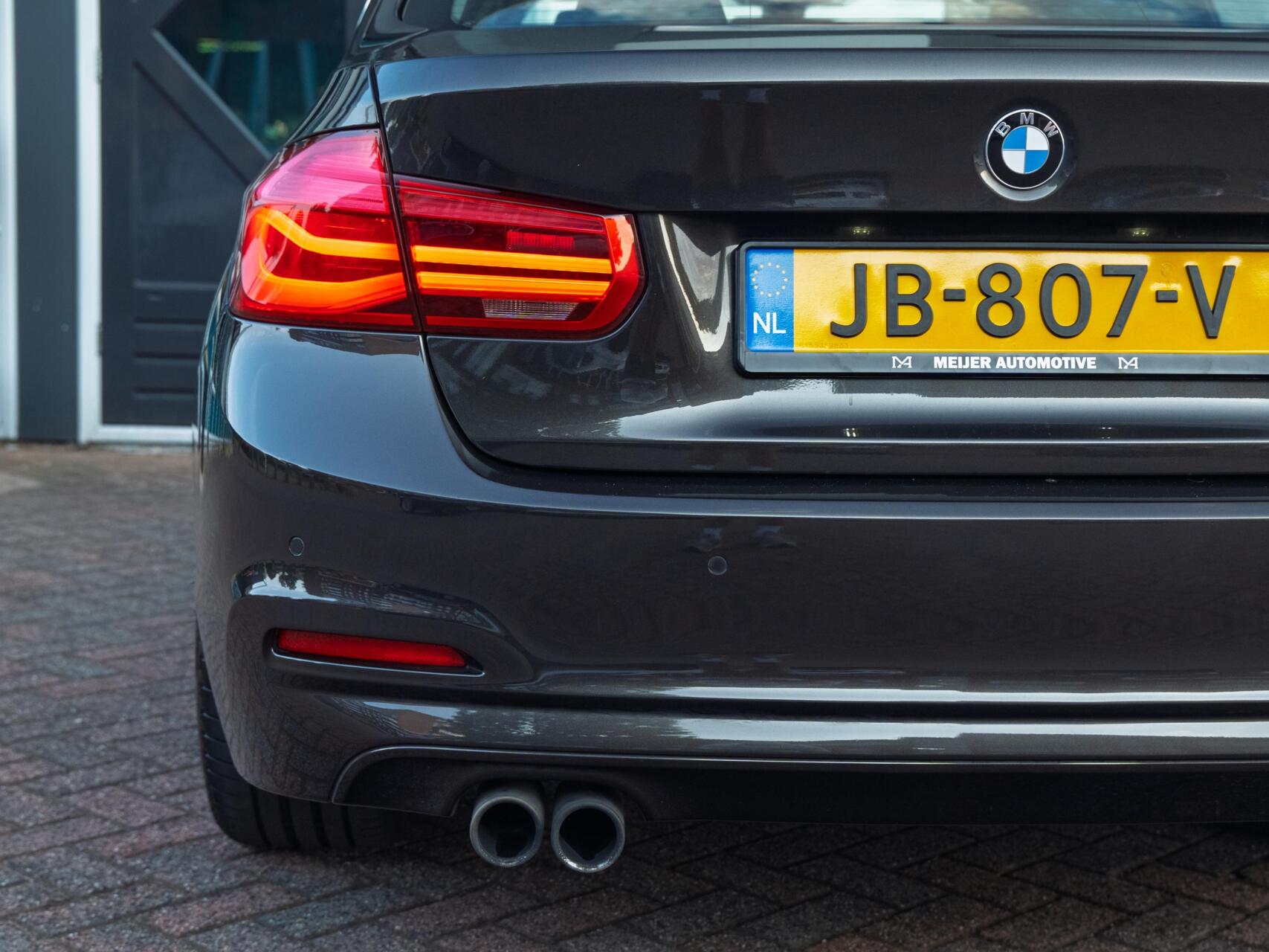 Foto van BMW 320i