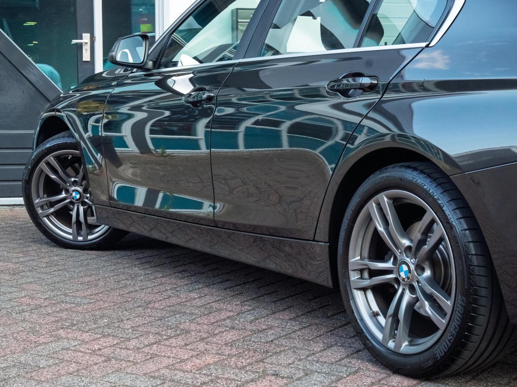 Foto van BMW 320i