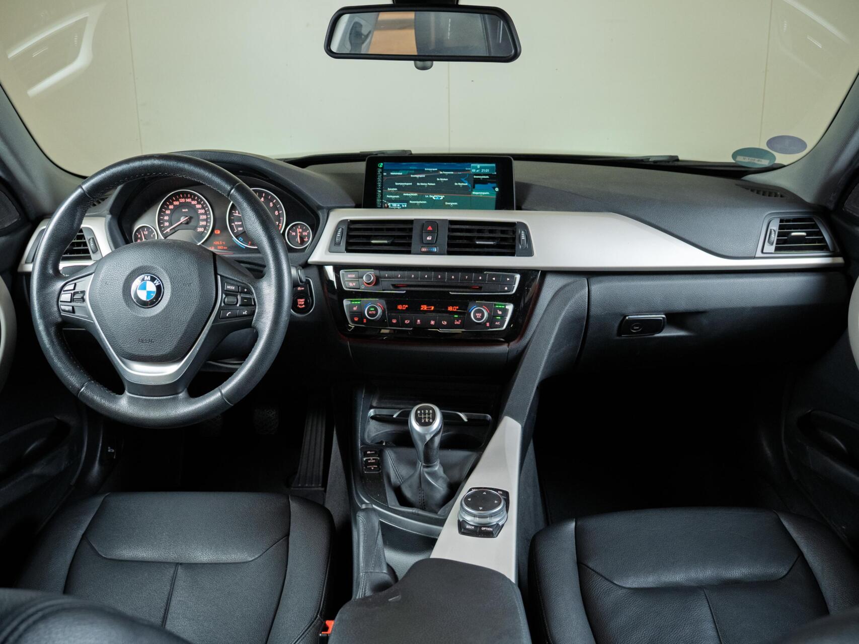 Foto van BMW 320i