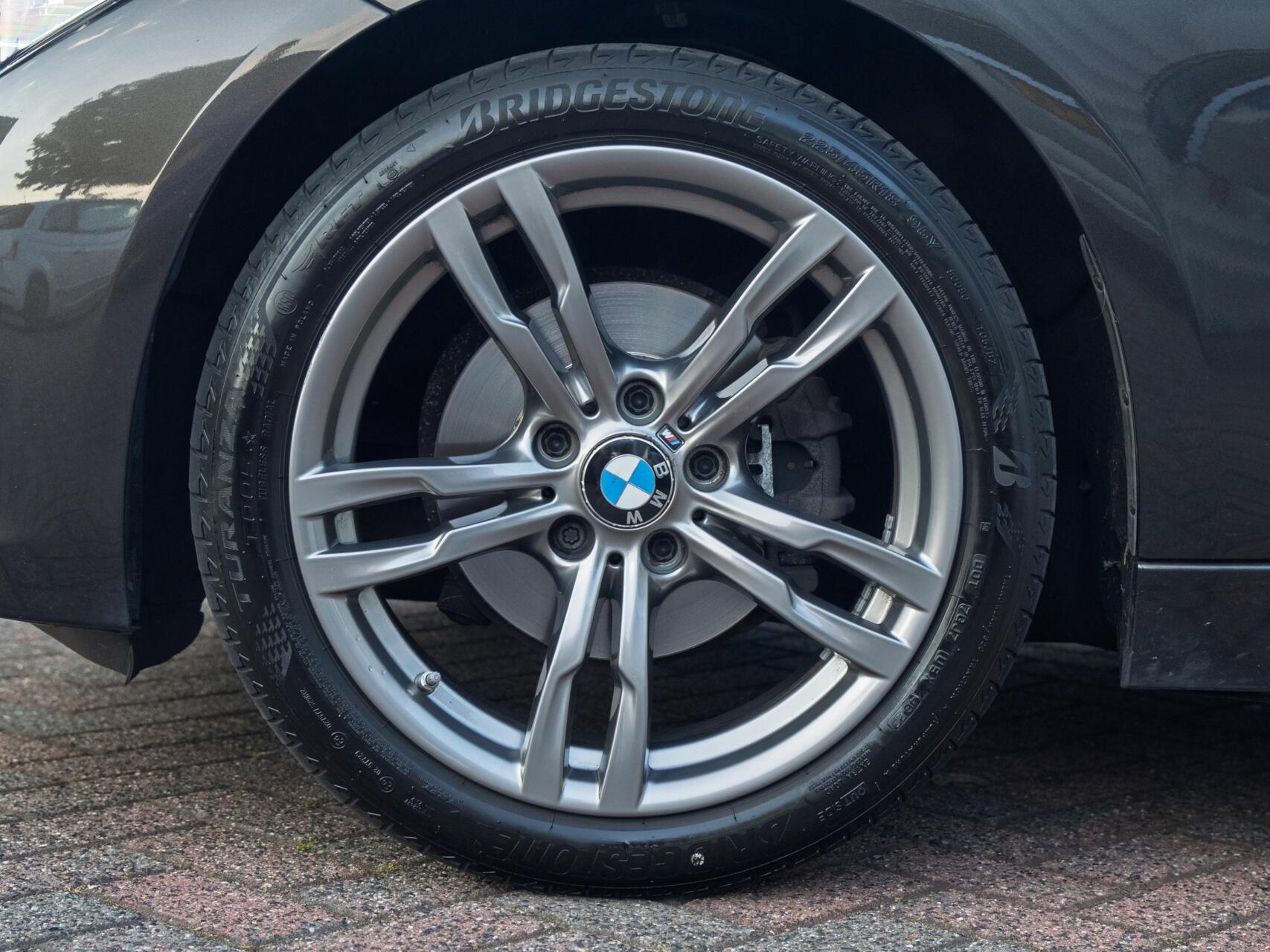 Foto van BMW 320i