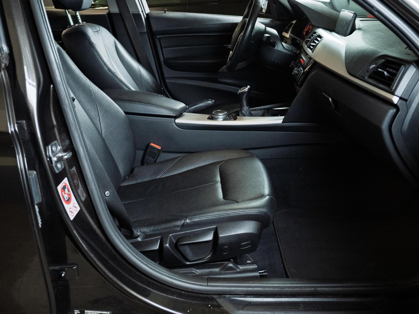 Foto van BMW 320i