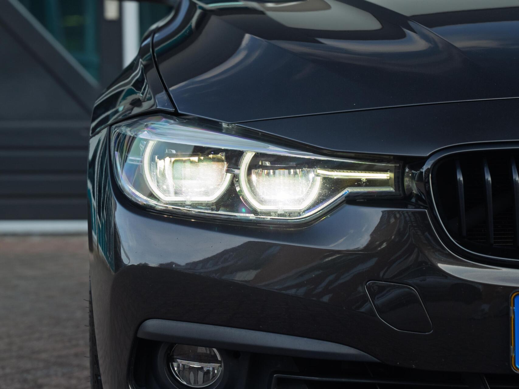 Foto van BMW 320i