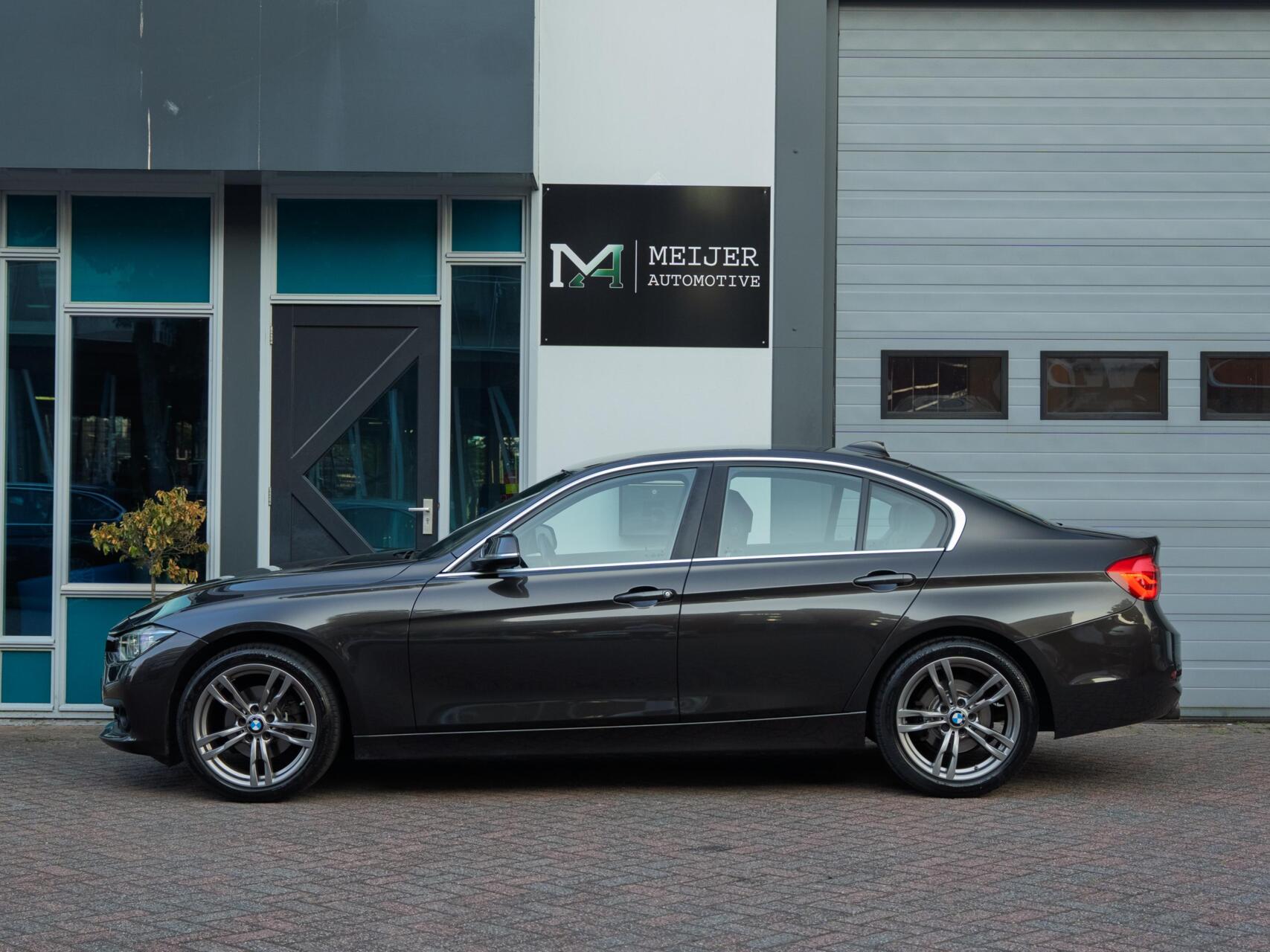 Foto van BMW 320i