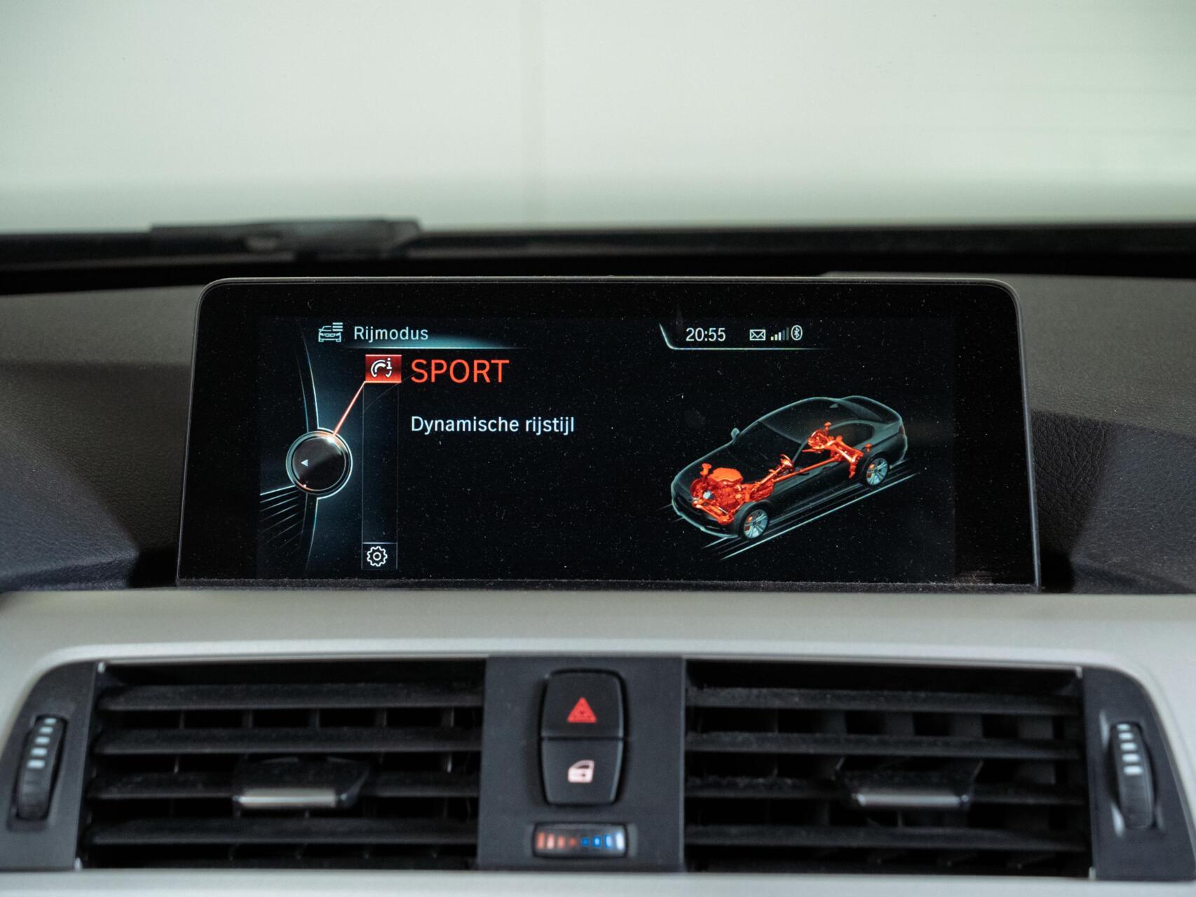 Foto van BMW 320i