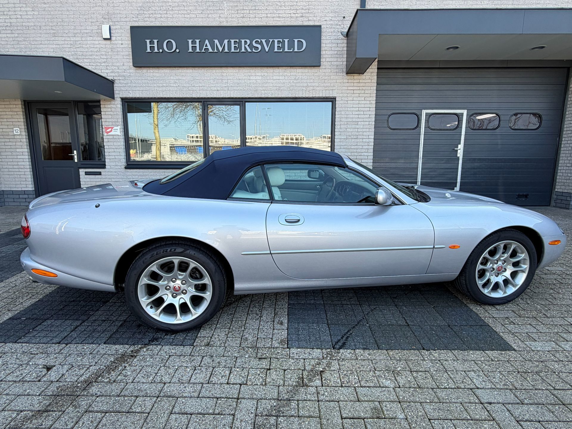 Foto van Jaguar Jaguar XKR