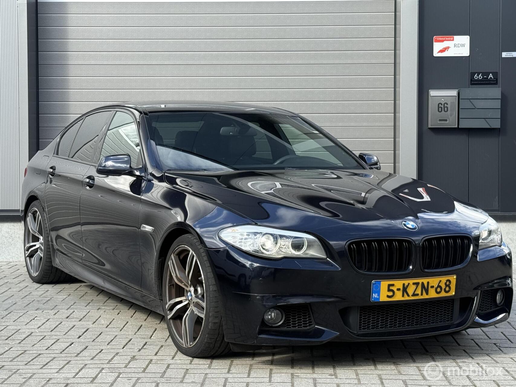 BMW 5er Reihe 520i 2013 - voorkant
