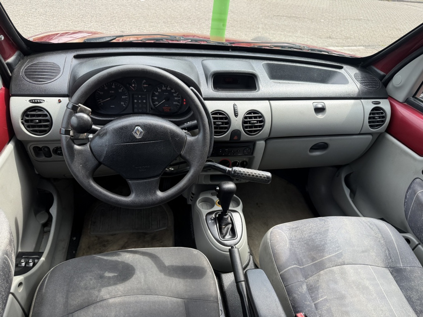 Foto van Renault Kangoo 1.6 16v Aut