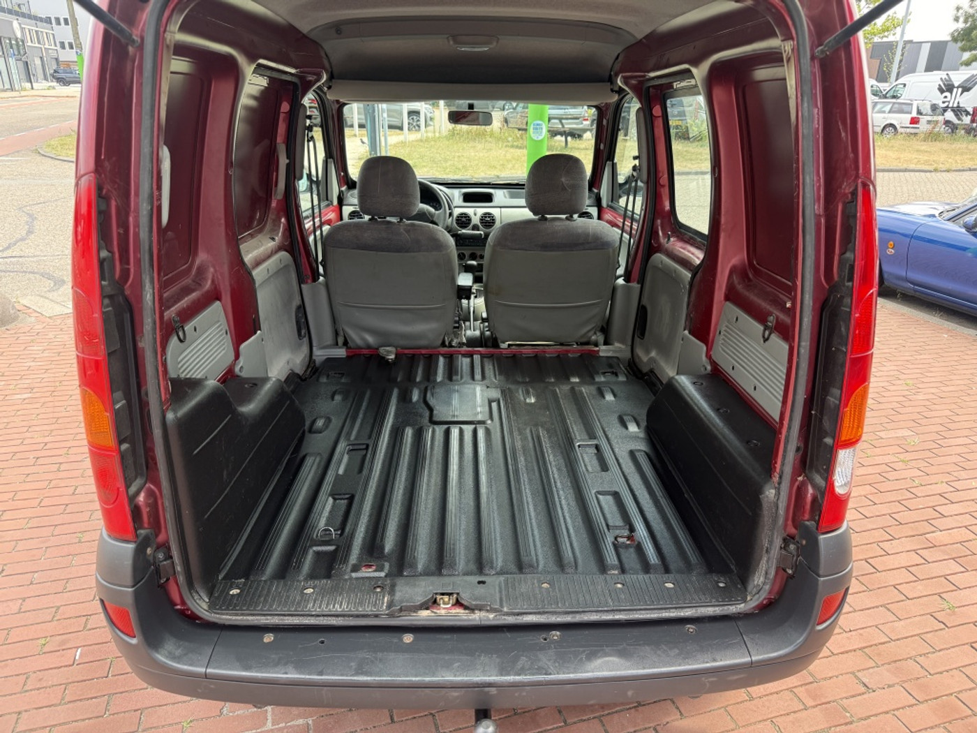 Foto van Renault Kangoo 1.6 16v Aut