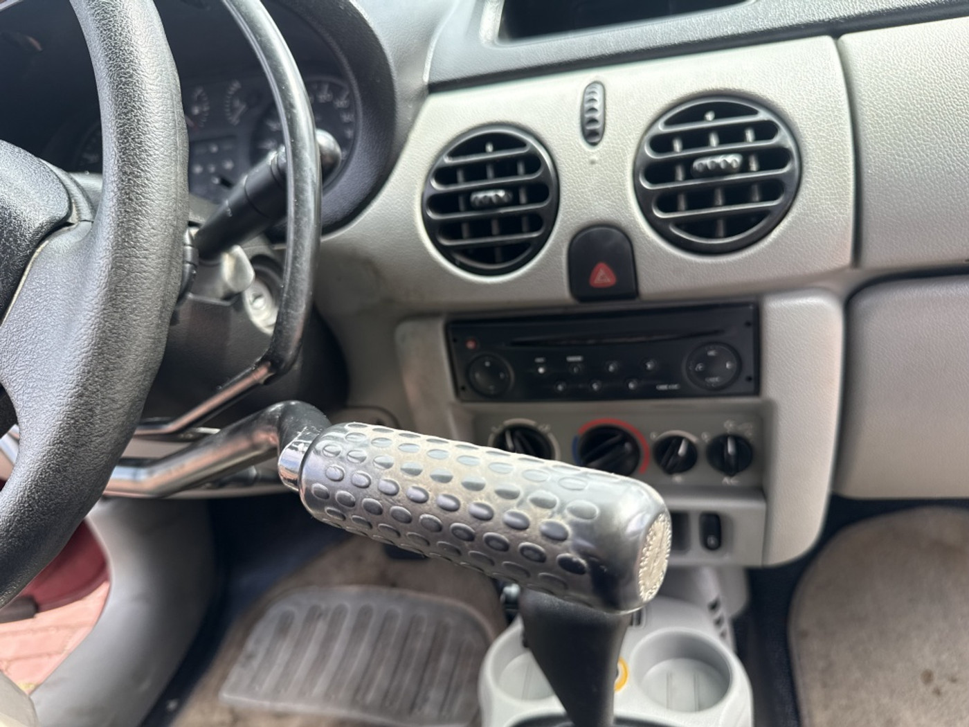 Foto van Renault Kangoo 1.6 16v Aut
