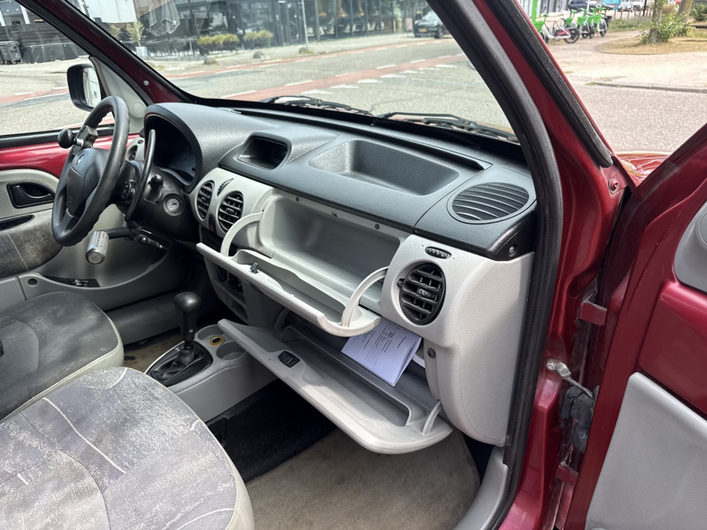 Foto van Renault Kangoo 1.6 16v Aut