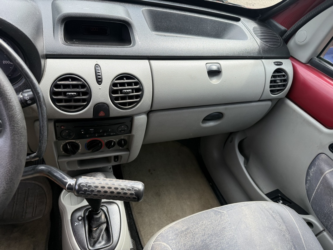 Foto van Renault Kangoo 1.6 16v Aut