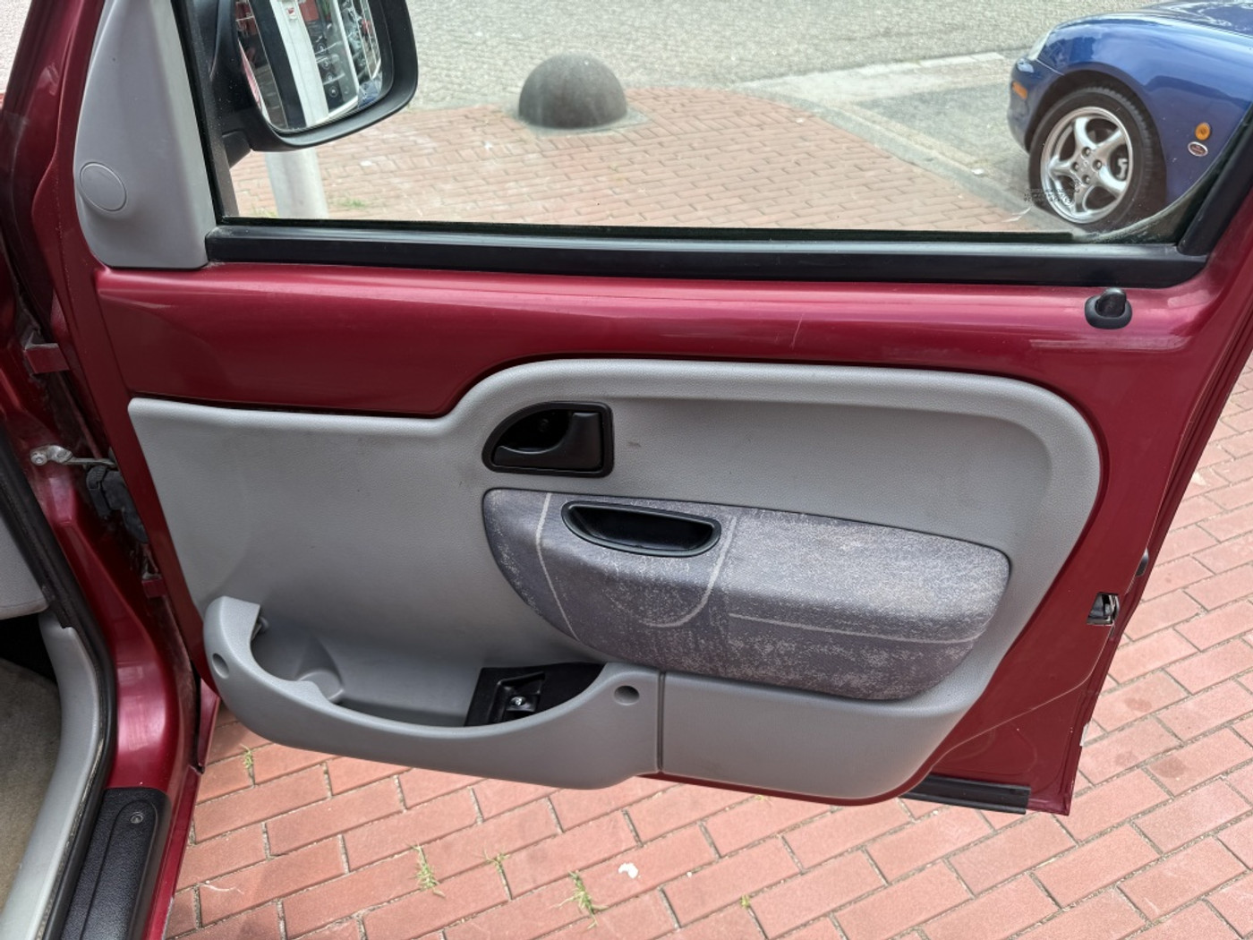 Foto van Renault Kangoo 1.6 16v Aut