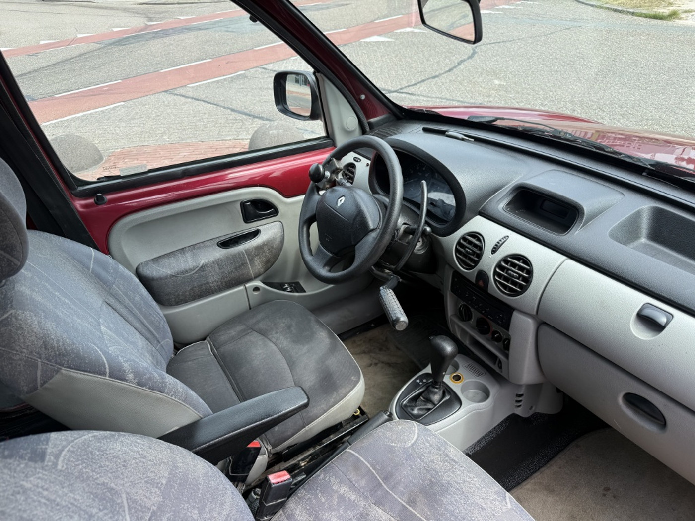 Foto van Renault Kangoo 1.6 16v Aut