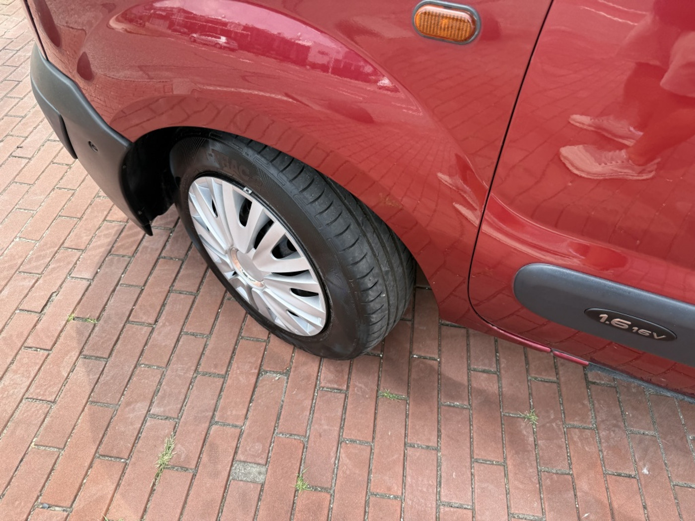 Foto van Renault Kangoo 1.6 16v Aut