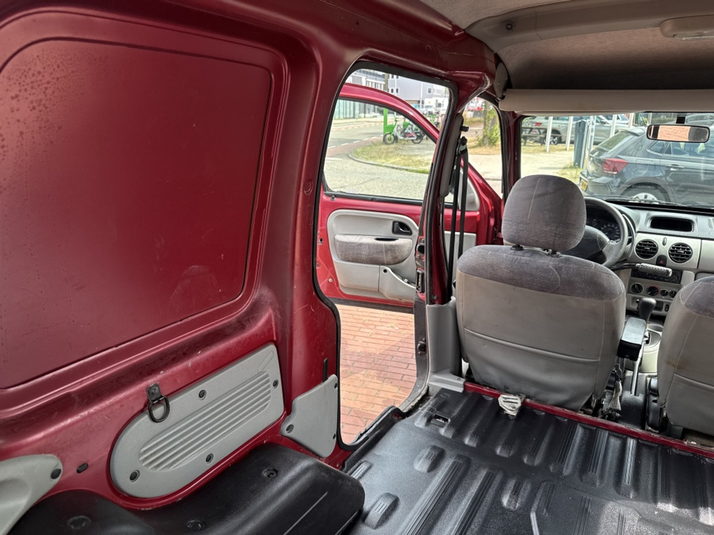 Foto van Renault Kangoo 1.6 16v Aut