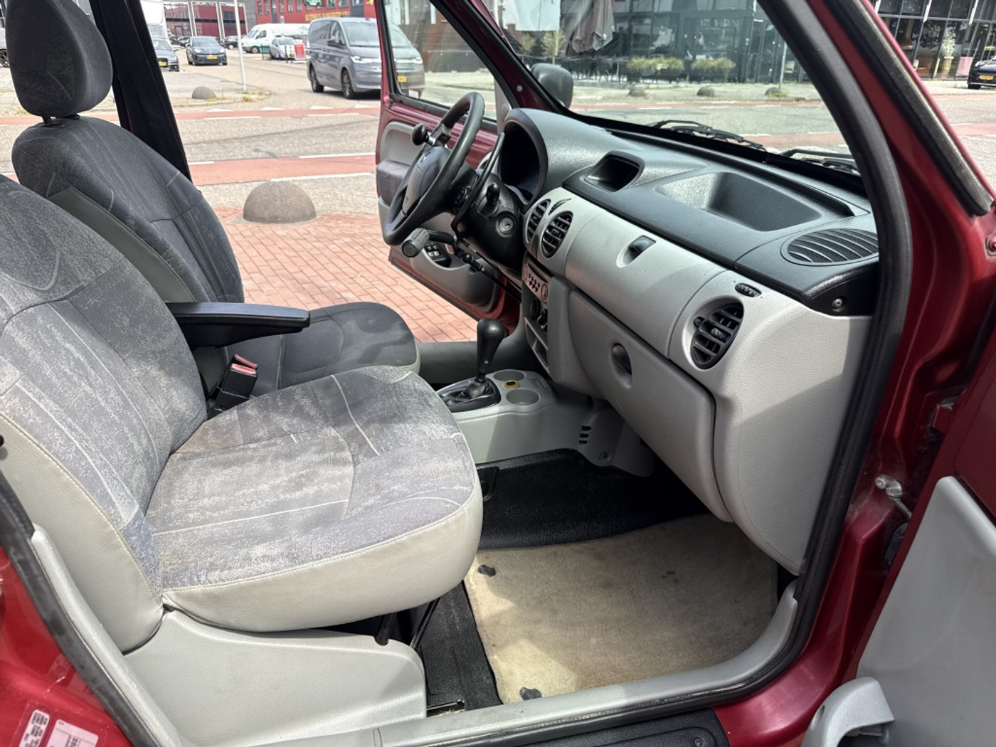 Foto van Renault Kangoo 1.6 16v Aut