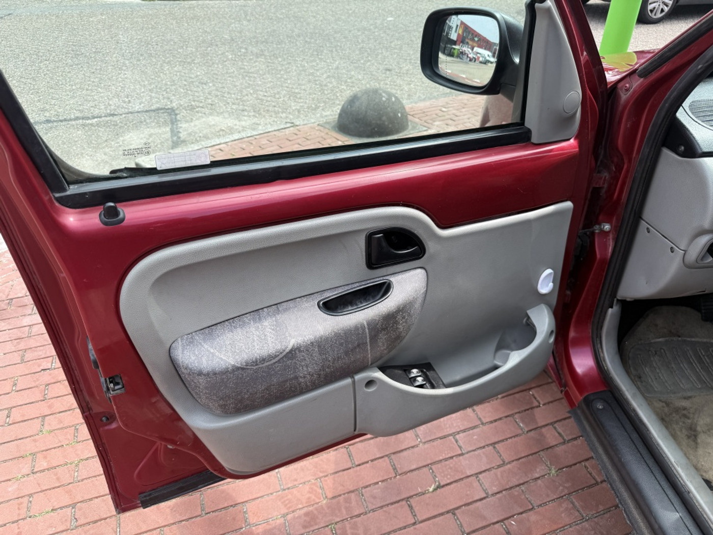 Foto van Renault Kangoo 1.6 16v Aut