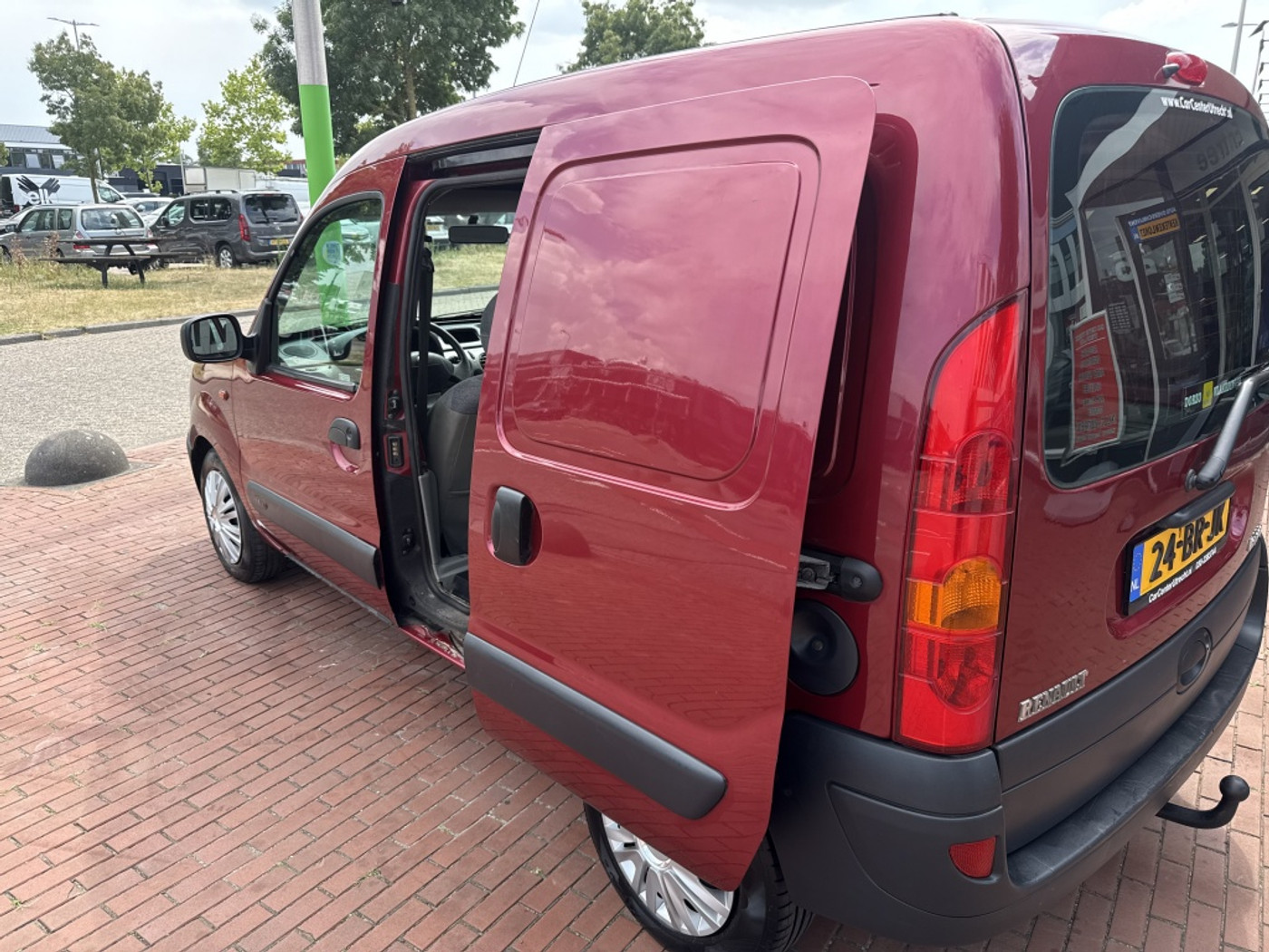 Foto van Renault Kangoo 1.6 16v Aut