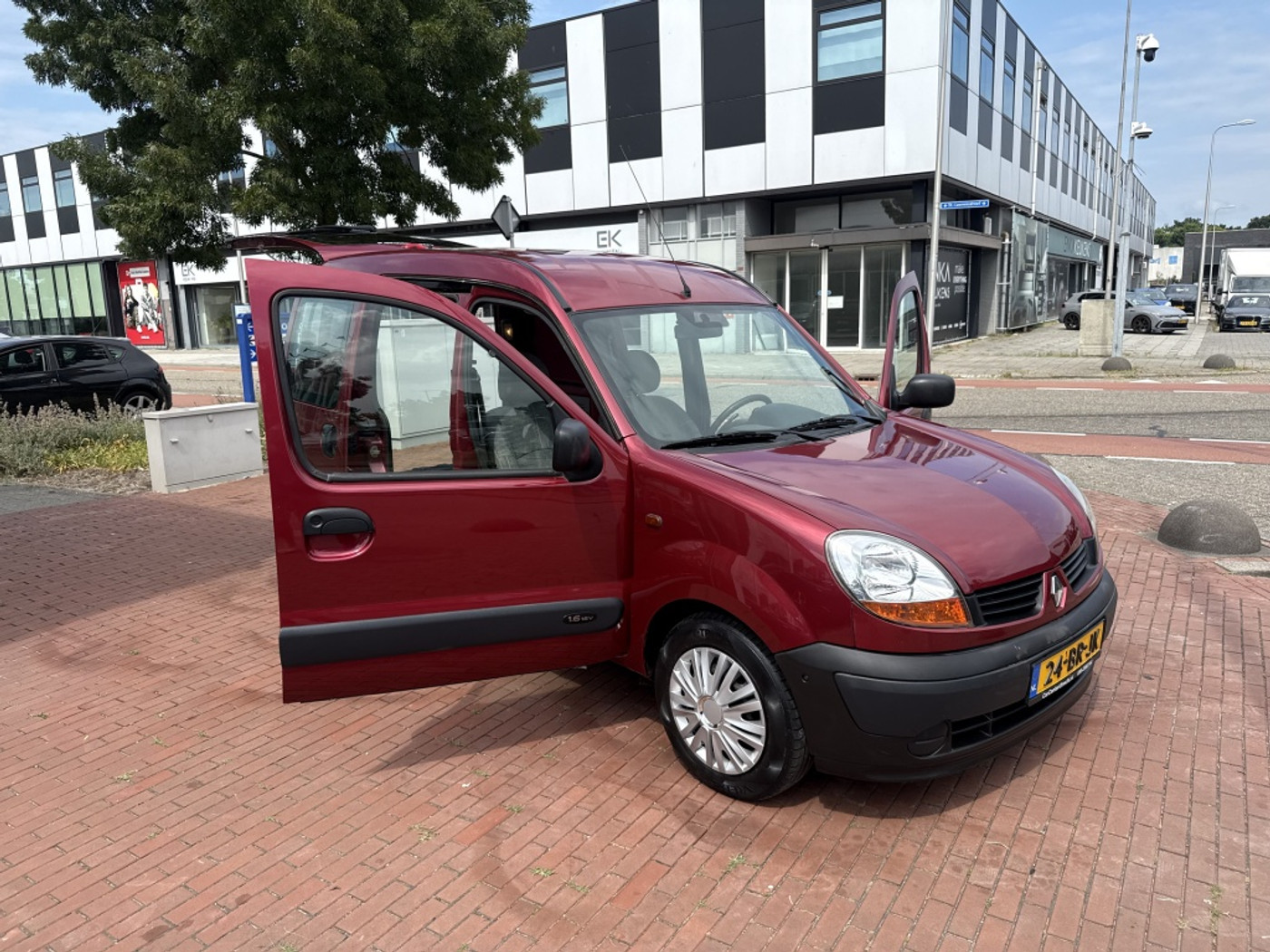 Foto van Renault Kangoo 1.6 16v Aut