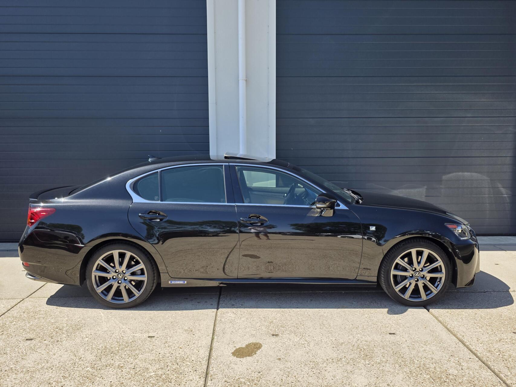Foto van Lexus Lexus Gs300h