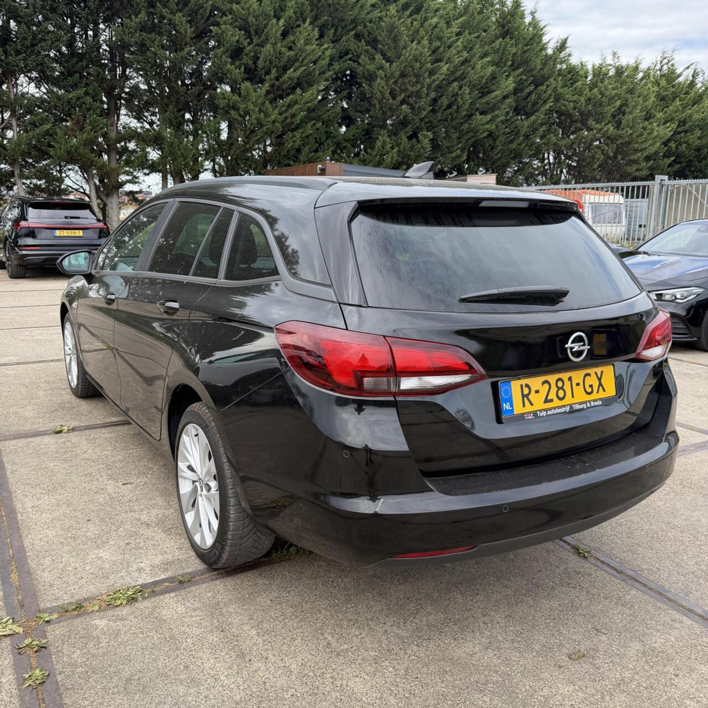 Foto van Opel Astra Sports Tourer