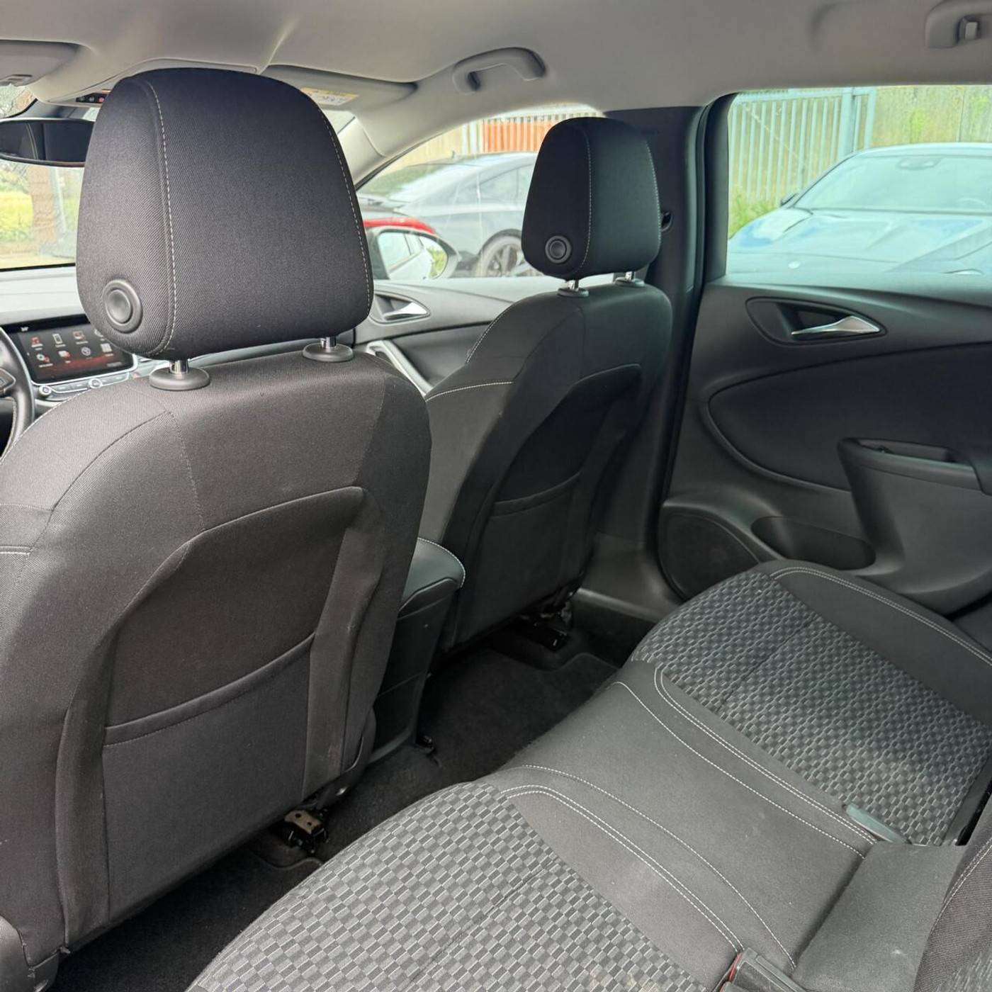 Foto van Opel Astra Sports Tourer