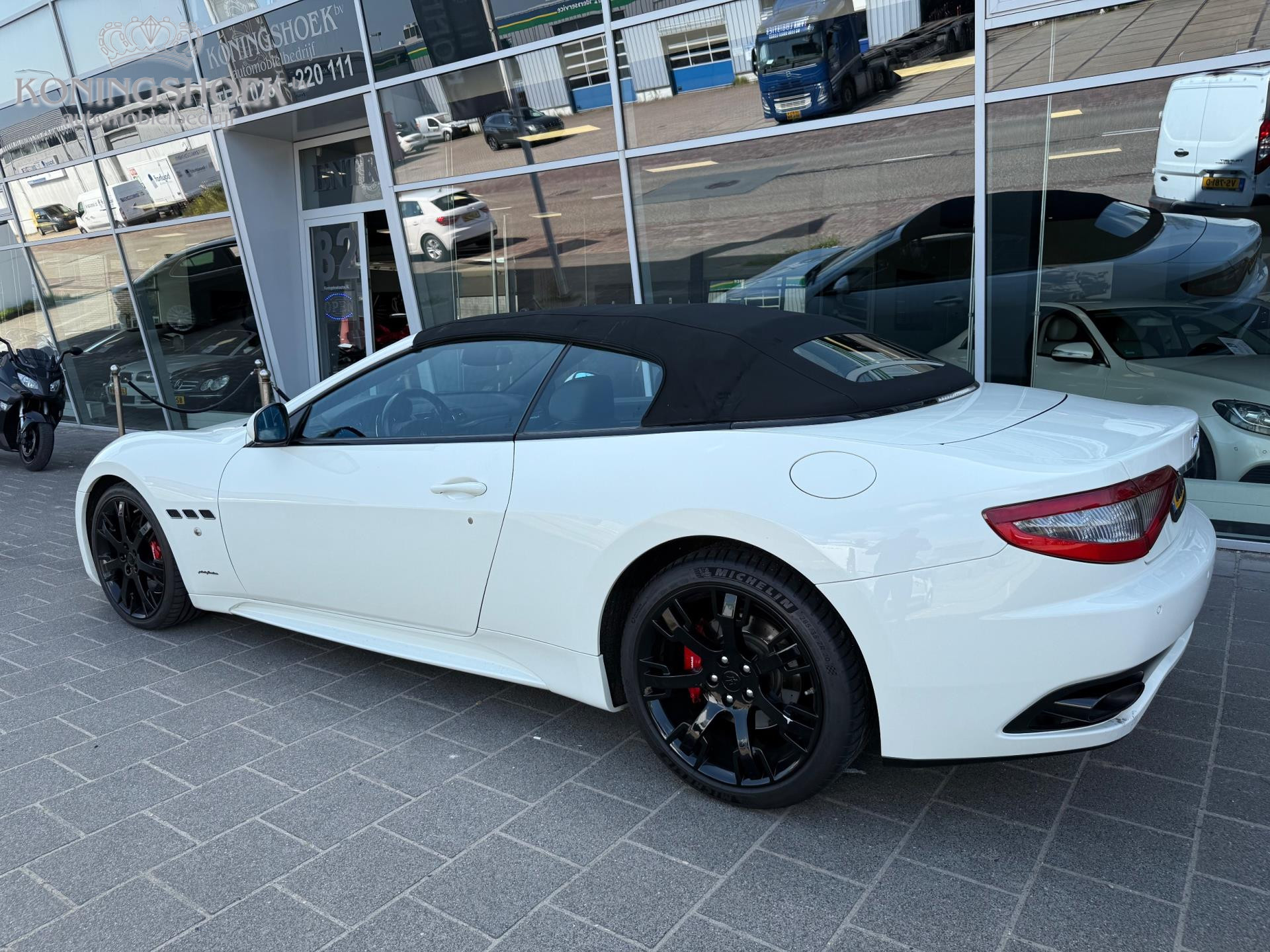 Foto van Maserati Grancabrio Sport