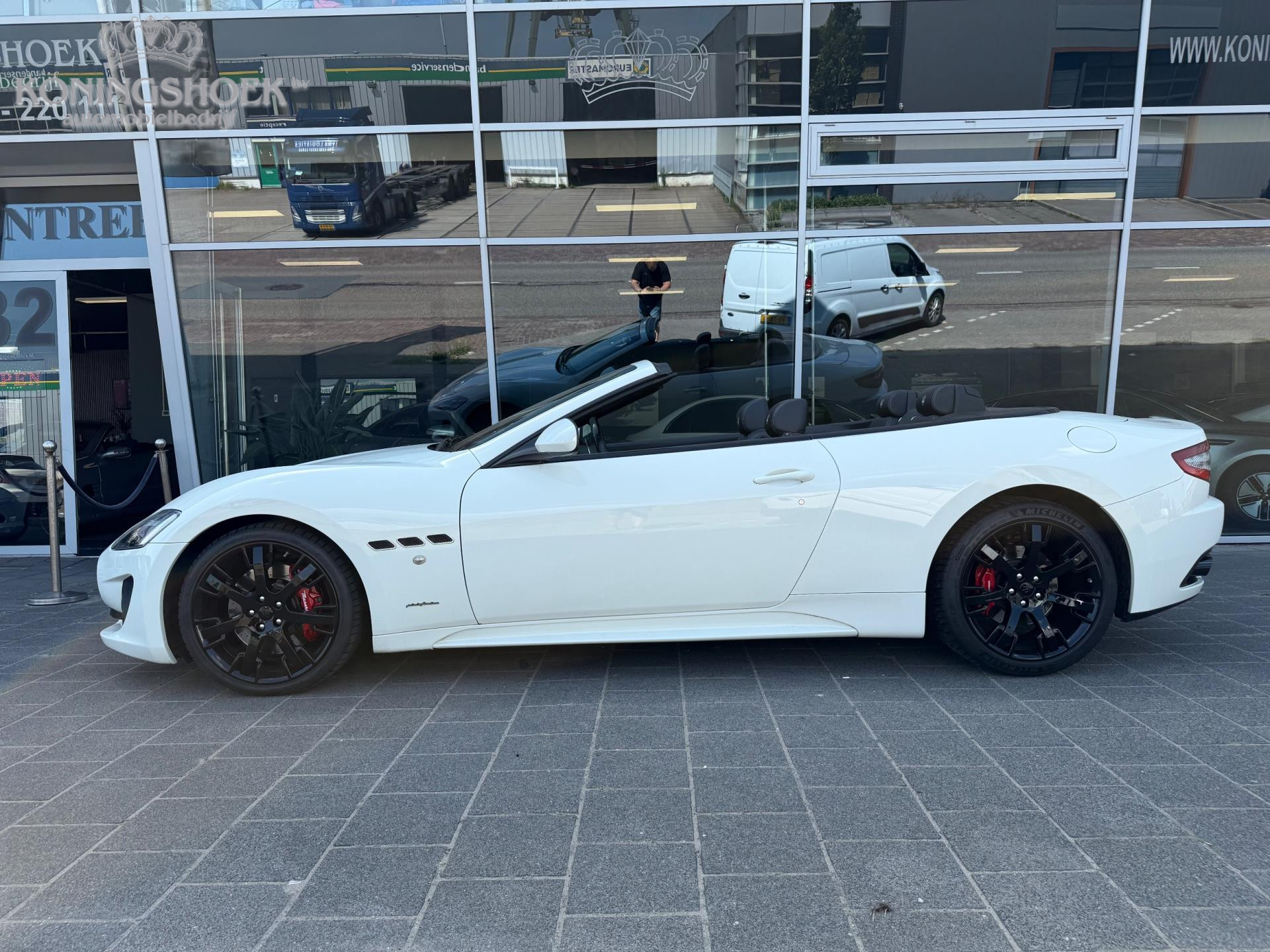 Foto van Maserati Grancabrio Sport